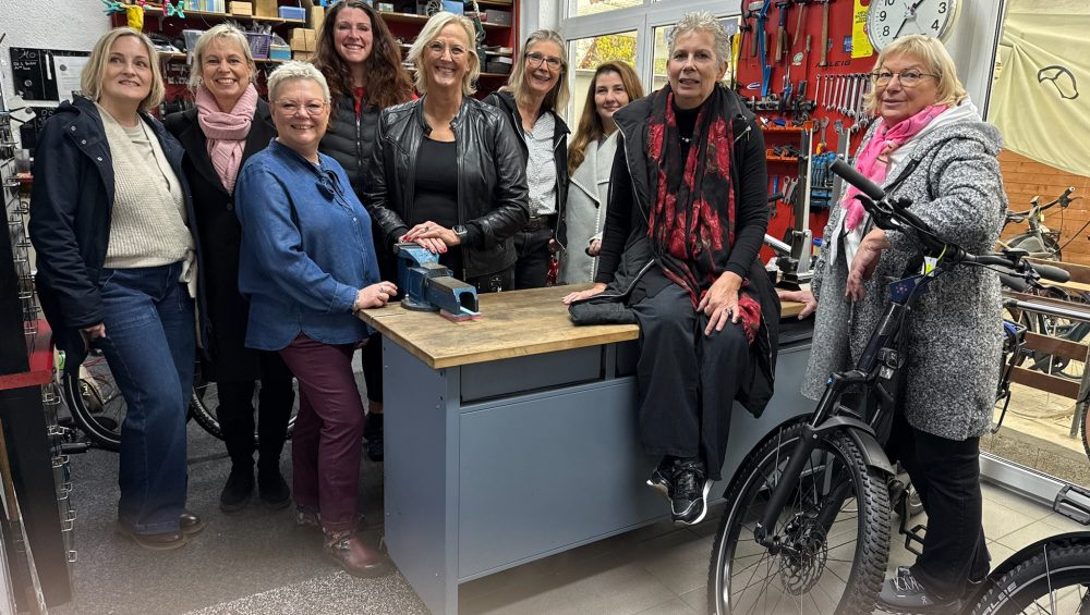 IMG_1052-100-Jahre_Fahrrad_Herth-Martina_Bosenius-Ruesselsheim-RUN-Ruesselheimer unternehmerinnennetzwerk